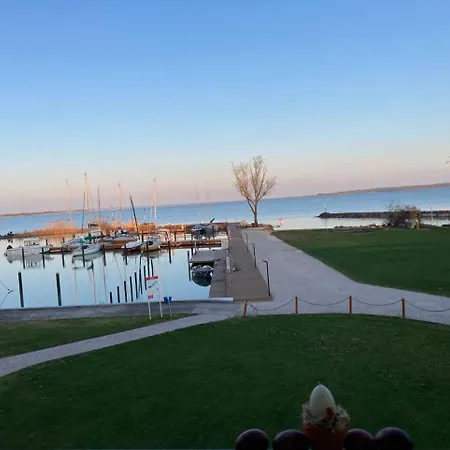 Akvarium Apartmanhazak Lejlighedshotel *