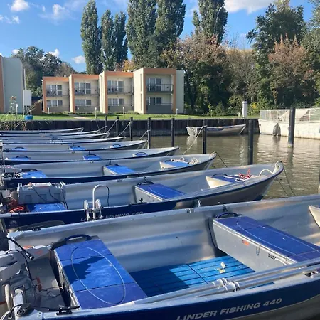 Akvarium Apartmanhazak Keszthely