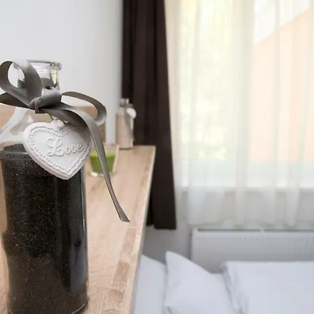 Lejlighedshotel Akvarium Apartmanhazak Keszthely