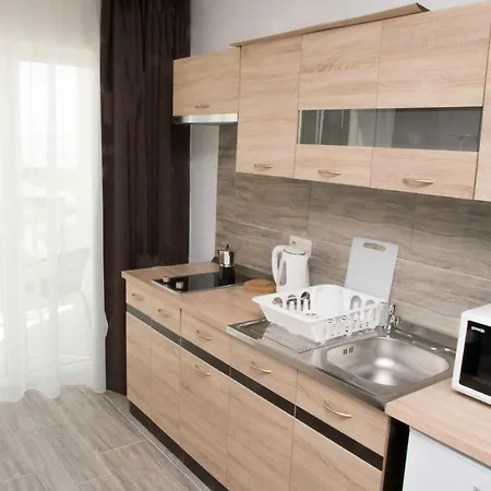 Lejlighedshotel Akvarium Apartmanhazak Keszthely