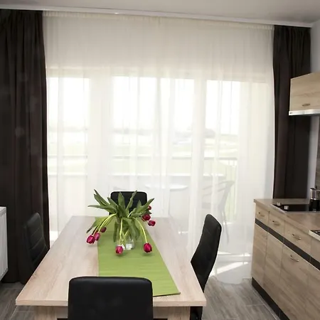 Akvarium Apartmanhazak Lejlighedshotel *